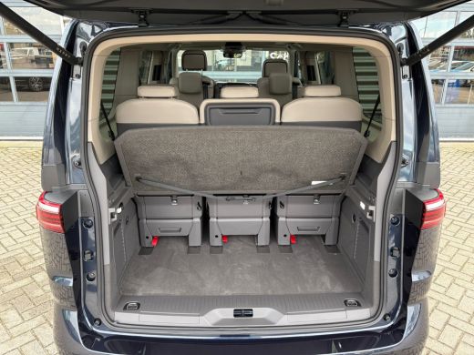 Volkswagen Multivan 1.5 eHybrid 245pk L2 Bulli Edition 4Motion DSG | Trekhaak | Navigatie | Panoramadak | Camera | 7 ... ActivLease financial lease