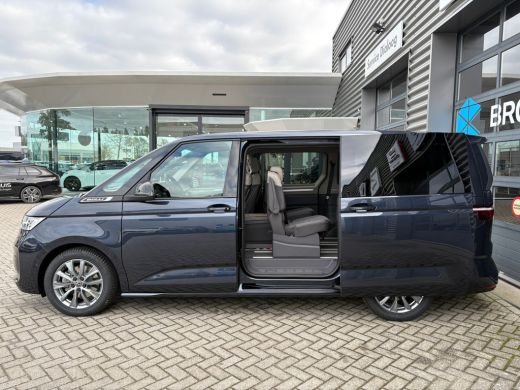 Volkswagen Multivan 1.5 eHybrid 245pk L2 Bulli Edition 4Motion DSG | Trekhaak | Navigatie | Panoramadak | Camera | 7 ... ActivLease financial lease