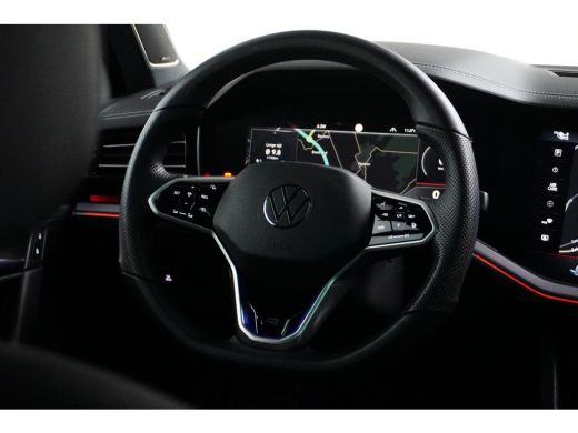 Volkswagen Touareg 3.0 TSi 462 pk 4MOTION R | Wegklapbare Trekhaak | Panoramadak | Head-Up Display | Luchtvering | ActivLease financial lease