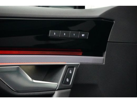 Volkswagen Touareg 3.0 TSi 462 pk 4MOTION R | Wegklapbare Trekhaak | Panoramadak | Head-Up Display | Luchtvering | ActivLease financial lease