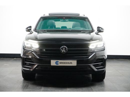 Volkswagen Touareg 3.0 TSi 462 pk 4MOTION R | Wegklapbare Trekhaak | Panoramadak | Head-Up Display | Luchtvering | ActivLease financial lease