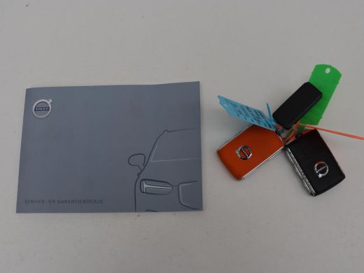 Volvo  S60 2.0 Recharge T6 R-Design | Panoramadak | Leder | 360 Camera | Head-Up | Adaptive cruise | Stoelve... ActivLease financial lease