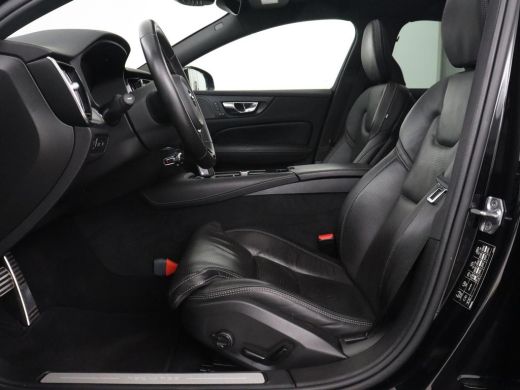 Volvo  S60 2.0 Recharge T6 R-Design | Panoramadak | Leder | 360 Camera | Head-Up | Adaptive cruise | Stoelve... ActivLease financial lease