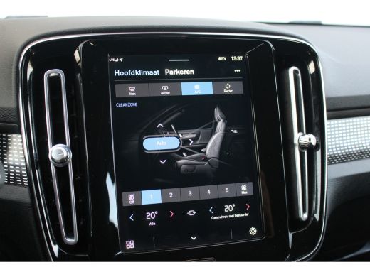 Volvo  XC40 Recharge P8 AWD R-Design | Trekh. | Keyless | LED | 19" LMV | Carplay | Navi | Cruise C. | | Trek... ActivLease financial lease