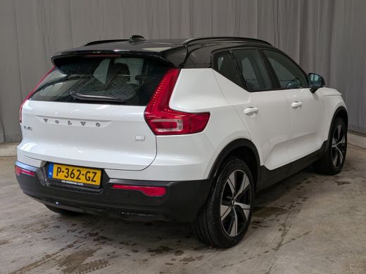 Volvo  XC40 Recharge P8 AWD R-Design ACC | BLIS | Trekh. | Camera | Keyless | Stuur & St. Verw. | LED | 19" L... ActivLease financial lease