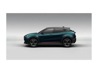 Alfa Romeo Junior Ibrida Speciale Automaat