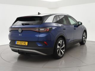 Volkswagen ID.4 FIRST 77 kWh 1st + 20 INCH LMV | TREKHAAK | CAMERA | SFEERVERLICHTING | ADAPTIVE CRUISE | STOELVERW.