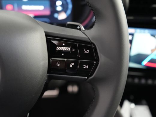 Alfa Romeo Junior 1.2 Turbo Hybrid Ibrida Speciale | Achterbank in delen neerklapbaar | Achteruitrijcamera | Airco ... ActivLease financial lease