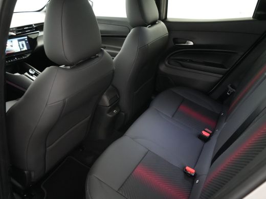 Alfa Romeo Junior 1.2 Turbo Hybrid Ibrida Speciale | Achterbank in delen neerklapbaar | Achteruitrijcamera | Airco ... ActivLease financial lease