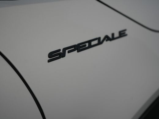 Alfa Romeo Junior 1.2 Turbo Hybrid Ibrida Speciale | Achterbank in delen neerklapbaar | Achteruitrijcamera | Airco ... ActivLease financial lease