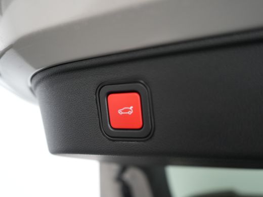 Alfa Romeo Junior 1.2 Turbo Hybrid Ibrida Speciale | Achterbank in delen neerklapbaar | Achteruitrijcamera | Airco ... ActivLease financial lease