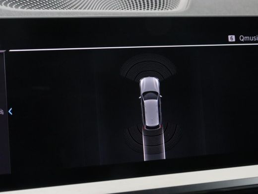 BMW 3 Serie 330e M Sport | Leder | Stoelverwarming | Carplay | Sportstoelen | Laserlicht | Live Cockpit | Sfe... ActivLease financial lease