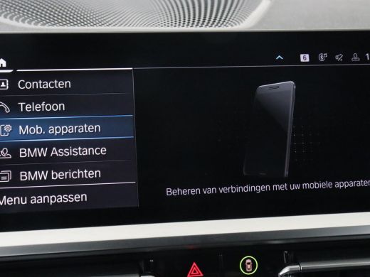 BMW 3 Serie 330e M Sport | Leder | Stoelverwarming | Carplay | Sportstoelen | Laserlicht | Live Cockpit | Sfe... ActivLease financial lease