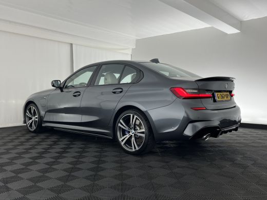 BMW 3 Serie 330e M-Sportpack High Executive Performance Pack (INCL-BTW) *HEAD-UP | FULL-LEATHER | FULL-LED | ... ActivLease financial lease