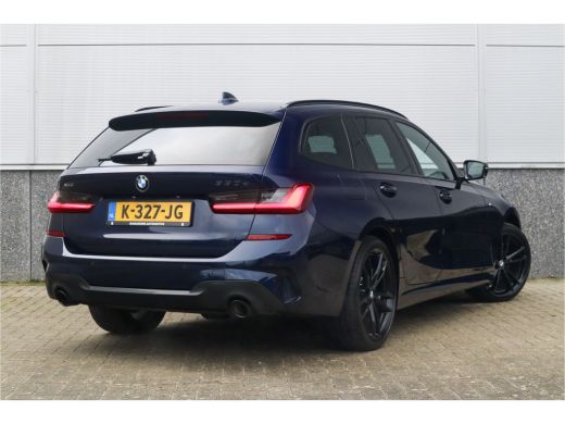 BMW 3 Serie Touring 330e xDrive M-Sport Panorama / 19inch / Harman Kardon / ActivLease financial lease