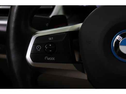 BMW iX1 xDrive30 M Sport / Trekhaak / Sportstoelen / M Adaptief onderstel / Comfort Access / Adaptieve LE... ActivLease financial lease