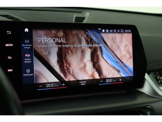 BMW iX1 xDrive30 M Sport / Trekhaak / Sportstoelen / M Adaptief onderstel / Comfort Access / Adaptieve LE... ActivLease financial lease