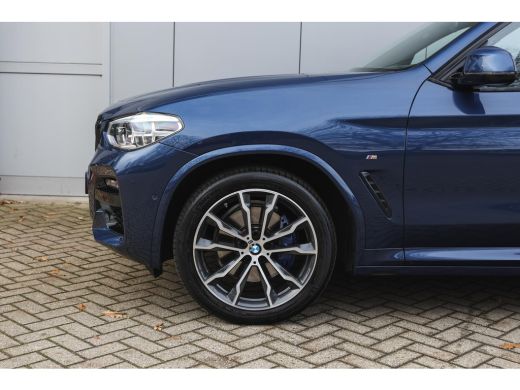 BMW X3 xDrive20i High Executive M Sport Automaat / Trekhaak / Sportstoelen / M Sportonderstel / Achterui... ActivLease financial lease