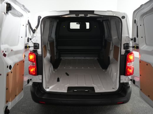 Citroën Jumpy 2.0 BlueHDI 145 L2 | 2 zitplaatsen rechtsvoor | Achteruitrijcamera | Airco ActivLease financial lease