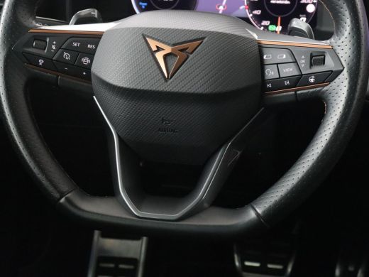 CUPRA Formentor 1.4 eHybrid VZ | 245pk | Stoelverwarming | Camera | Adaptive cruise | Sfeerverlichting | Navigati... ActivLease financial lease