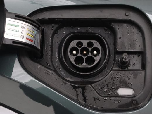 CUPRA Formentor 1.4 eHybrid VZ | 245pk | Stoelverwarming | Camera | Adaptive cruise | Sfeerverlichting | Navigati... ActivLease financial lease