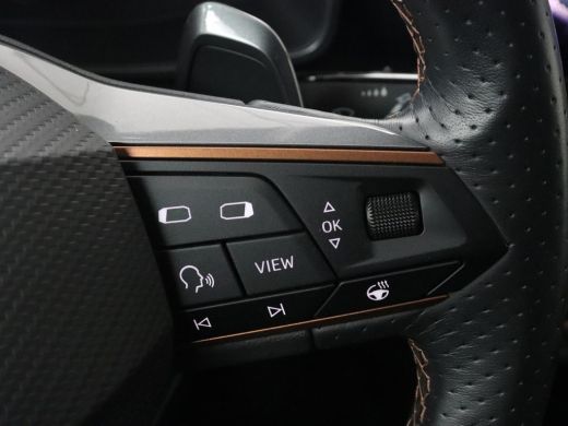 CUPRA Formentor 1.4 eHybrid VZ | 245pk | Stoelverwarming | Camera | Adaptive cruise | Sfeerverlichting | Navigati... ActivLease financial lease