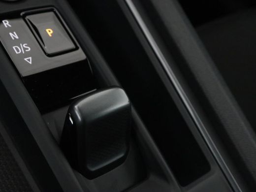 CUPRA Formentor 1.4 eHybrid VZ | 245pk | Stoelverwarming | Camera | Adaptive cruise | Sfeerverlichting | Navigati... ActivLease financial lease