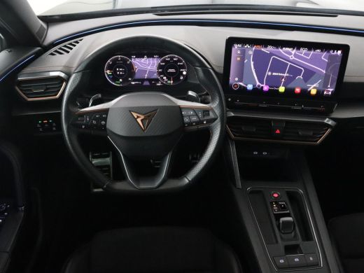 CUPRA Formentor 1.4 eHybrid VZ | 245pk | Stoelverwarming | Camera | Adaptive cruise | Sfeerverlichting | Navigati... ActivLease financial lease