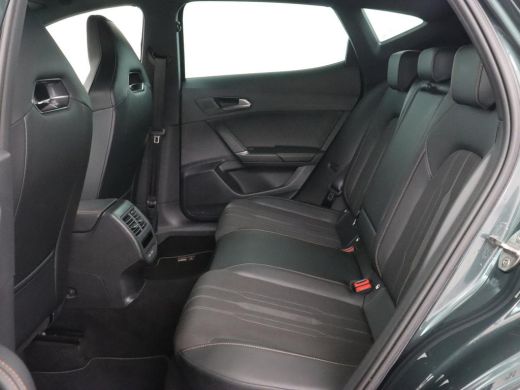 CUPRA Formentor 1.4 eHybrid VZ | 245pk | Stoelverwarming | Camera | Adaptive cruise | Sfeerverlichting | Navigati... ActivLease financial lease