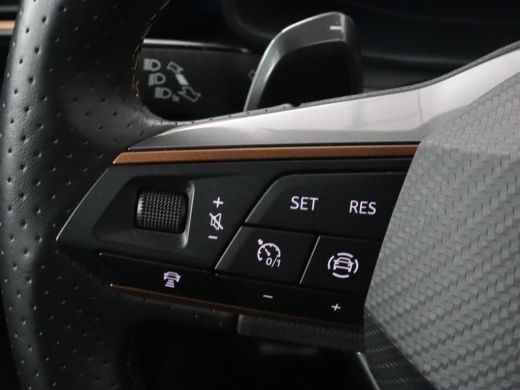 CUPRA Formentor 1.4 eHybrid VZ | 245pk | Trekhaak | Leder | Stoelverwarming | Camera | Carplay | Adaptive cruise ... ActivLease financial lease