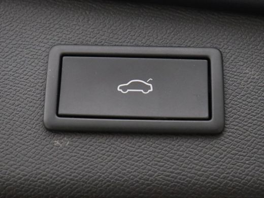 CUPRA Leon 1.4 eHybrid VZ | 245pk | Leder | Stoelverwarming | Camera | Carplay | Memory | Sfeerverlichting |... ActivLease financial lease