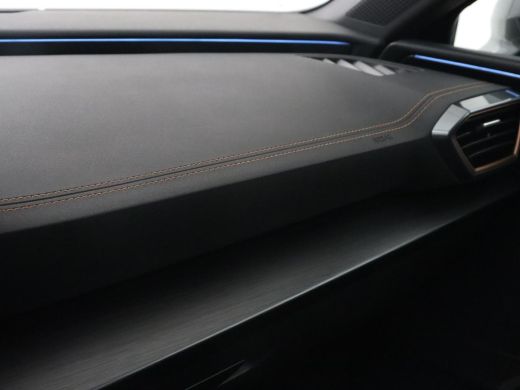 CUPRA Leon 1.4 eHybrid VZ | 245pk | Leder | Stoelverwarming | Camera | Carplay | Memory | Sfeerverlichting |... ActivLease financial lease