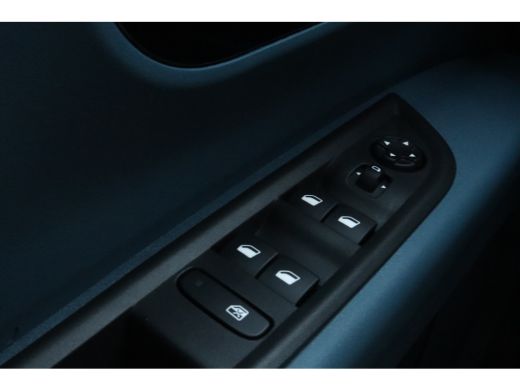 Fiat Grande Panda RED 11kW 44 kWh | Airco | Apple Carplay/Android Auto|telefoonintegratie premium | Cruise control ActivLease financial lease