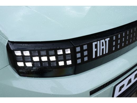 Fiat Grande Panda RED 11kW 44 kWh | Airco | Apple Carplay/Android Auto|telefoonintegratie premium | Cruise control ActivLease financial lease