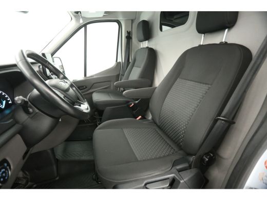 Ford Transit 350 2.0 TDCI L2H2 | Aut. | Airco | Camera | Adap. Cruise | Carplay | Navi | Stoelverw. ActivLease financial lease