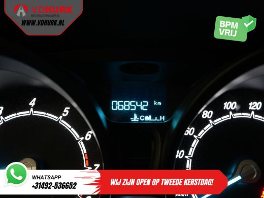 Ford Transit Courier 1.0 EcoBoost 100pk Limited BENZINE BPM VRIJ! Carplay/ Camera/ Climate/ Cruise/ PDC/ LMV/ DAB ActivLease financial lease