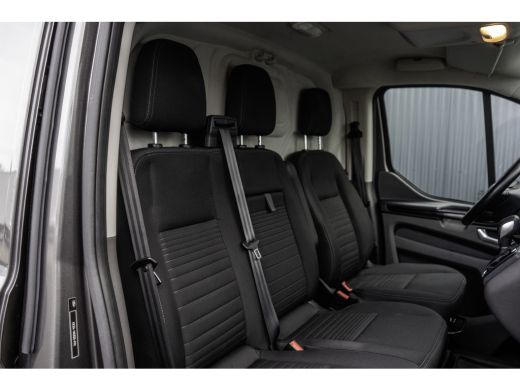 Ford Transit Custom 2.0 TDCI L2H1 Limited | 170PK | Cruise | Navi | Airco | Camera ActivLease financial lease