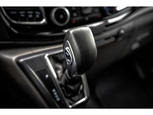 Ford Transit Custom 2.0 TDCI L2H1 Limited | 170PK | Cruise | Navi | Airco | Camera ActivLease financial lease