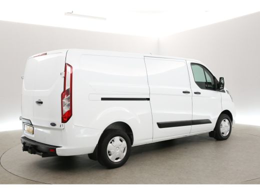Ford Transit Custom 300 2.0 TDCI L2H1 | Airco | Cruise | 2800KG Trekgew. | Trekh. | 3-Zits | Navi | Carplay | Parkeer... ActivLease financial lease