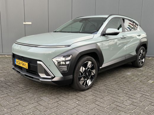 Hyundai Kona 1.6 GDI 141pk HEV Premium | Premium audio | 360 camera | Bestuurdersstoel met geheugen | Adaptive...