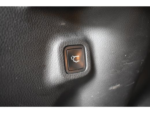 Jeep Compass 4xe 240 Plug-in Hybrid Electric Limited | Adaptive Cruise | LED | Climate Control | Elektr Achter... ActivLease financial lease