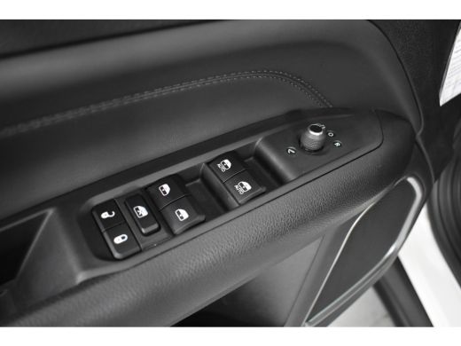 Jeep Compass 4xe 240 Plug-in Hybrid Electric Limited | Adaptive Cruise | LED | Climate Control | Elektr Achter... ActivLease financial lease