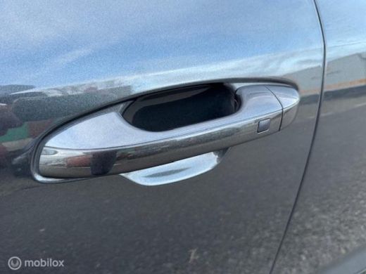 Kia Niro 1.6 GDi Hybrid DynamicLine Edition Velgen 18 inch , Navigatie & Camera achter , Parkeerhulp voor ... ActivLease financial lease