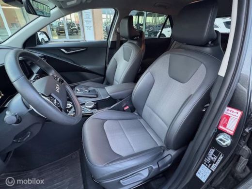 Kia Niro 1.6 GDi Hybrid DynamicLine Edition Velgen 18 inch , Navigatie & Camera achter , Parkeerhulp voor ... ActivLease financial lease