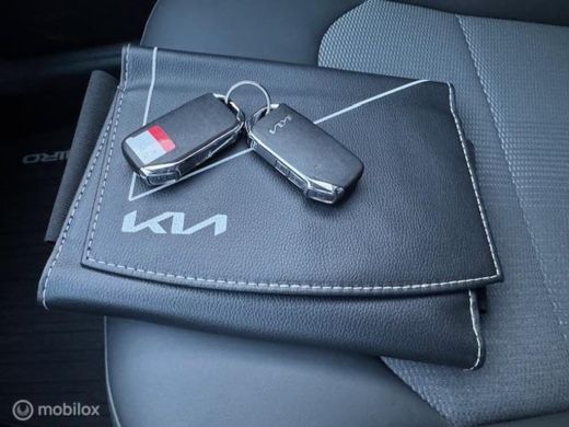 Kia Niro 1.6 GDi Hybrid DynamicLine Edition Velgen 18 inch , Navigatie & Camera achter , Parkeerhulp voor ... ActivLease financial lease