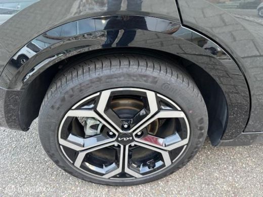 Kia Niro 1.6 GDi Hybrid DynamicLine Edition Velgen 18 inch , Navigatie & Camera achter , Parkeerhulp voor ... ActivLease financial lease