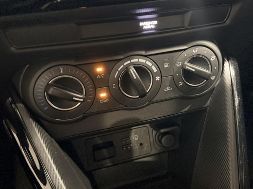 Mazda 2 1.5 e-SkyActiv-G 90 Centre-Line | Navigatie | Rijklaarprijs ! ActivLease financial lease