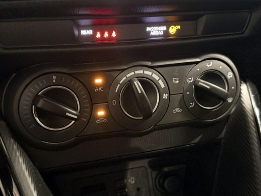 Mazda 2 1.5 e-SkyActiv-G 90 Centre-Line | Navigatie | Rijklaarprijs ! ActivLease financial lease