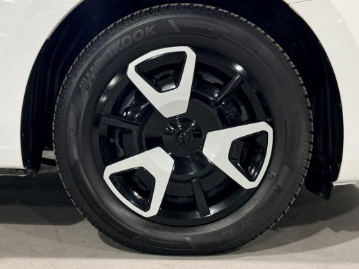 Mazda 2 1.5 e-SkyActiv-G 90 Centre-Line | Navigatie | Rijklaarprijs ! ActivLease financial lease