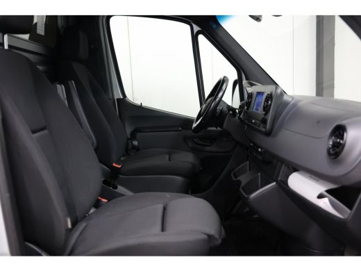 Mercedes-Benz Sprinter 317 1.9 CDI L1H1 AUTOMAAT 2000KG TREKVERMOGEN ActivLease financial lease